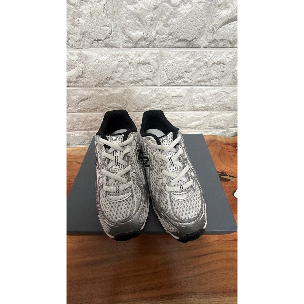 New Balance Infant IZ740NW Silver Metalic